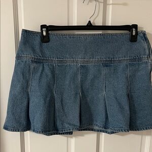 H&M Divided Y2K inspired micro mini pleated denim skirt Size Large
